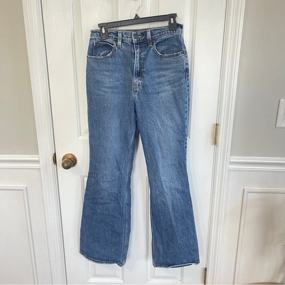 Levi's Premium 70s High Rise Flare Jeans Women's 27 Blue Denim Distressed - Picture 1 of 5